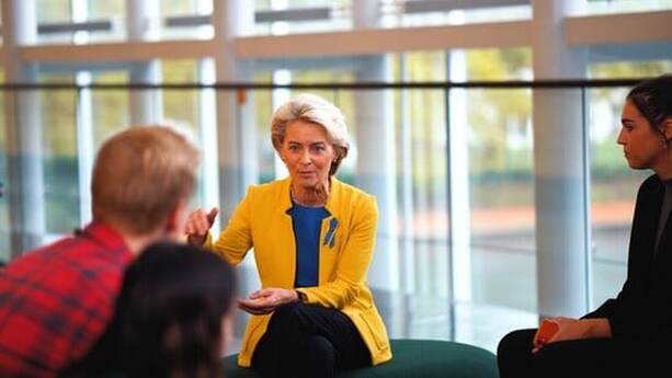 Ursula von der Leyen engaging with young influencers in the European Parliament